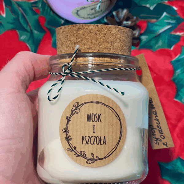 świeca sojowa w słoiku